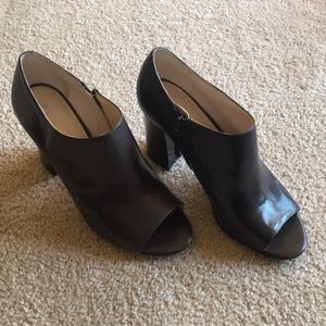 Nine West brown open toe heel shoe size 8.5 M